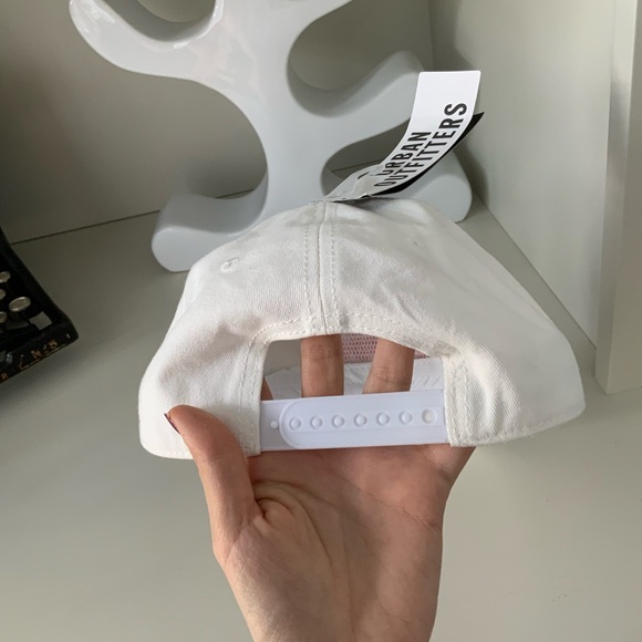 URBAN OUTFITTERS X BARBIE White Pink Adult Snap Back Cap Hat Flat Brim BRAND NEW - Picture 5 of 11